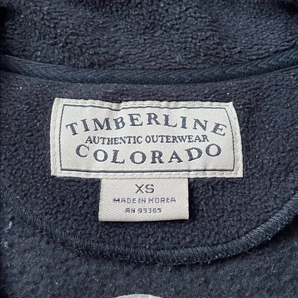 Timberline Colorado Authentic Outerwear Black Vest with Floral Embroidery. - Picture 3 of 5